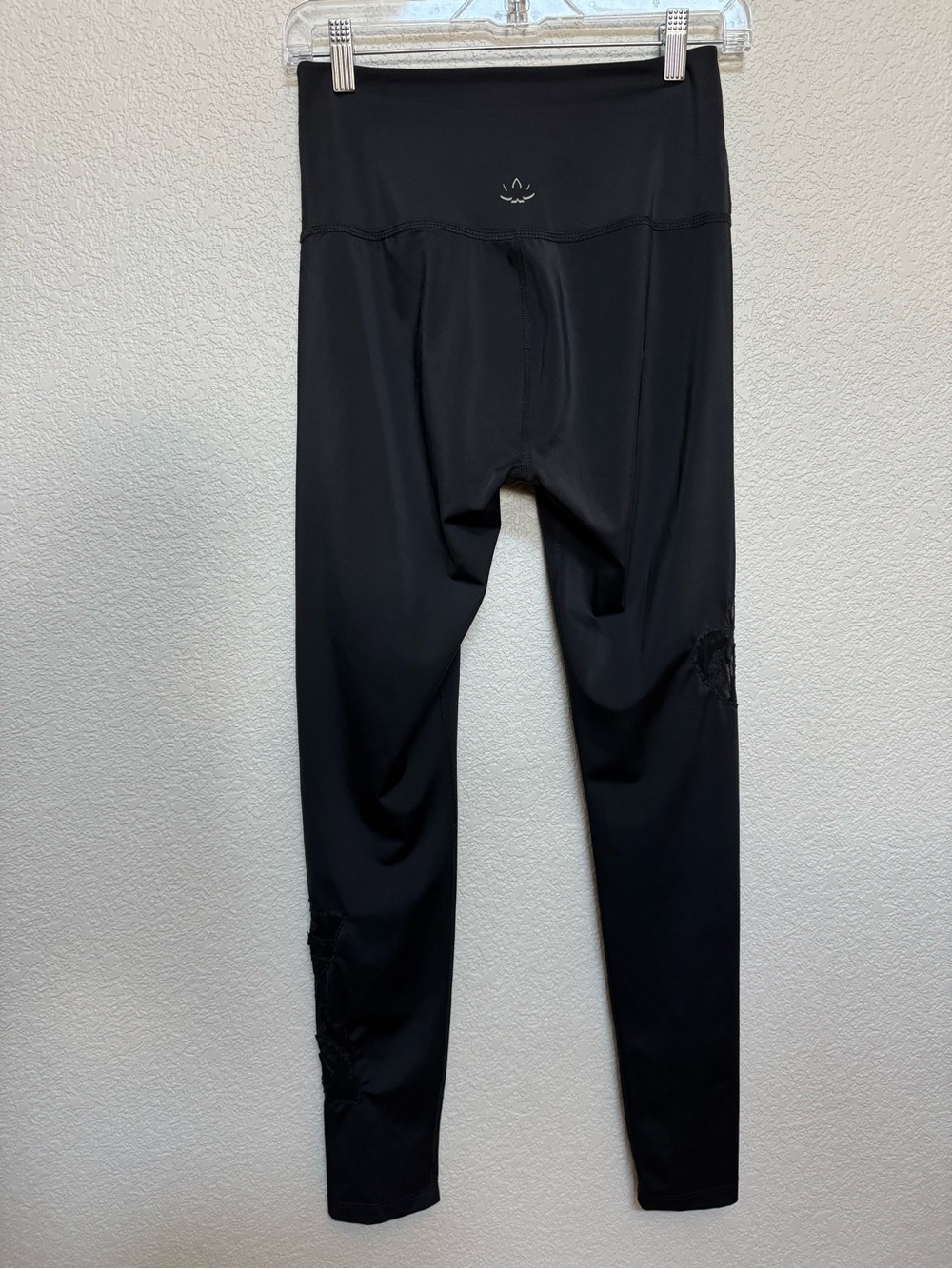 Beyond Yoga High Waist Botanical Mesh Black Leggings Women’s M